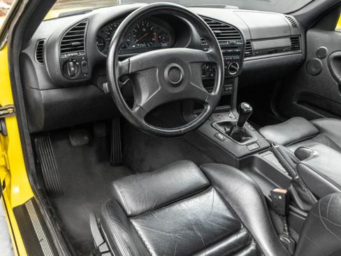 Used 1995 BMW M3 Coupe RWD image 5