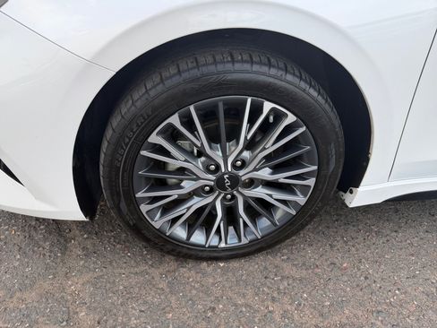 Used 2023 Kia Forte GT-Line FWD image 11