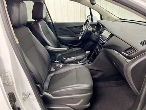 Used 2017 Buick Encore Preferred image 21