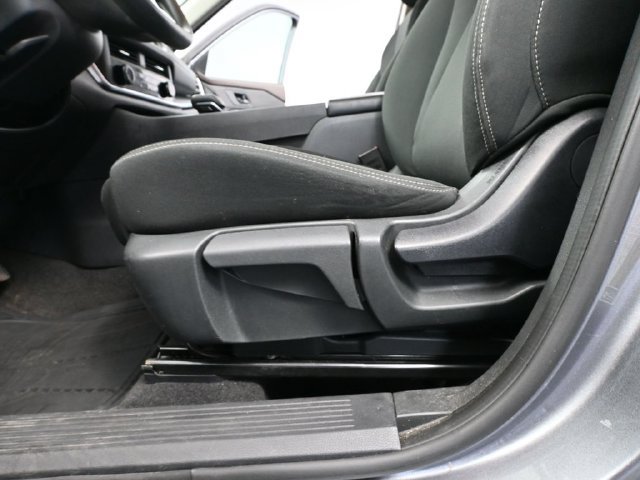 Used 2023 Nissan Rogue S AWD/4WD image 15