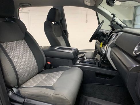 Used 2018 Toyota Tundra SR5 w/ SR5 Upgrade Package AWD/4WD image 13