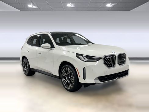 New 2026 BMW X3 xDrive30 image 5