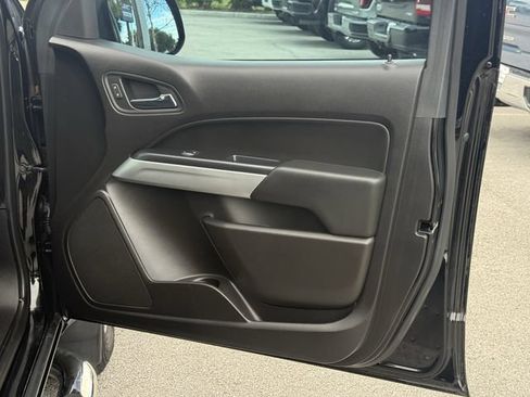 Used 2018 Chevrolet Colorado LT w/ LT Convenience Package RWD image 34