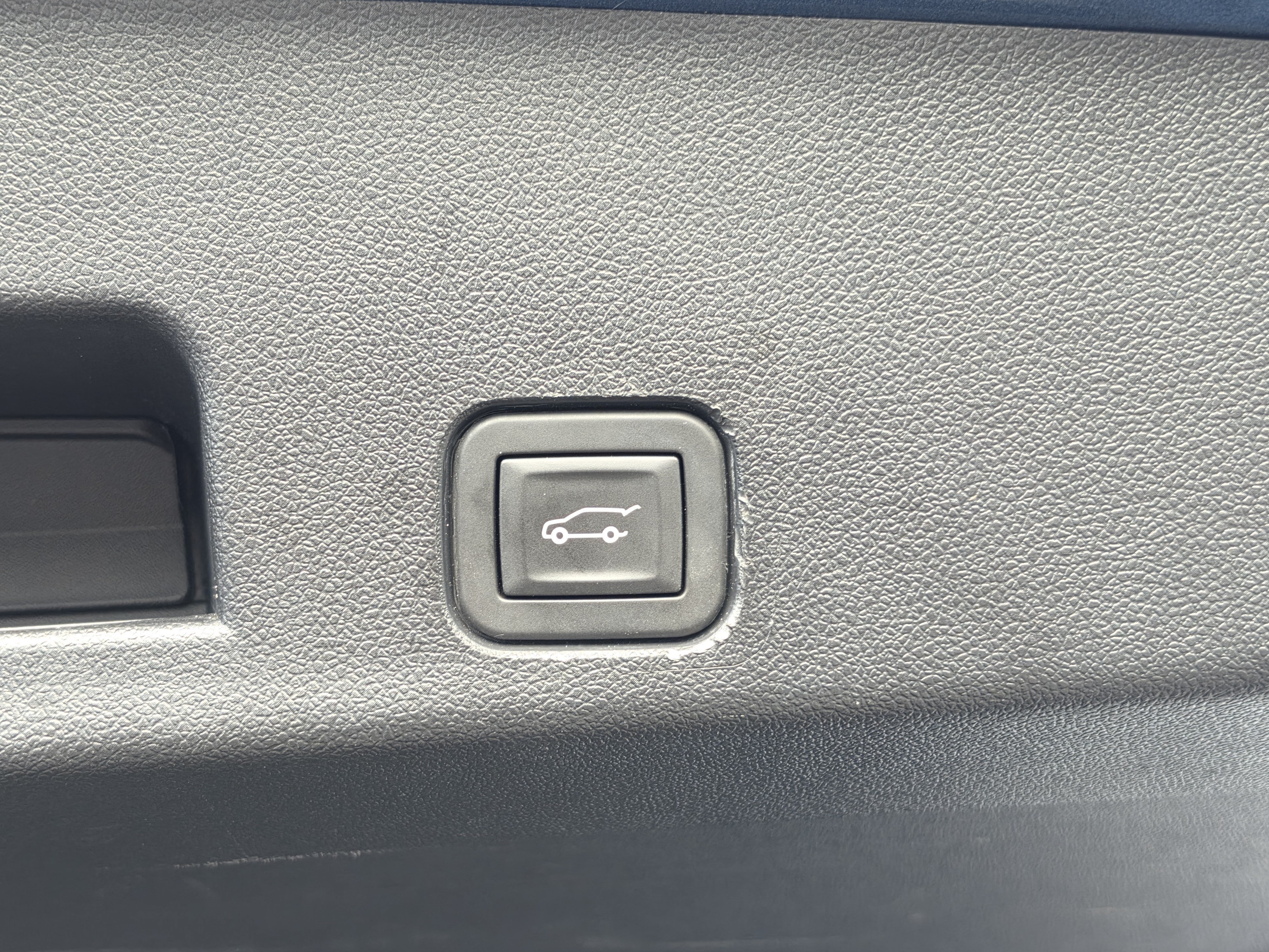 Certified 2025 Chevrolet Traverse LT FWD image 7
