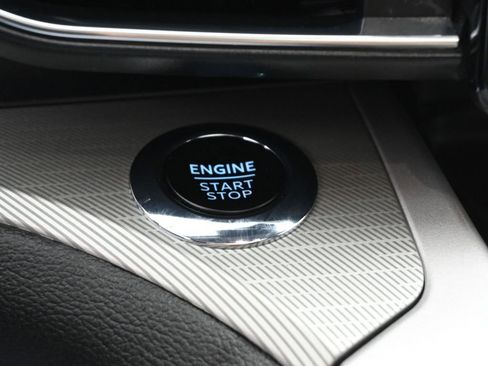 Certified 2023 Ford Explorer XLT w/ Equipment Group 202A image 20