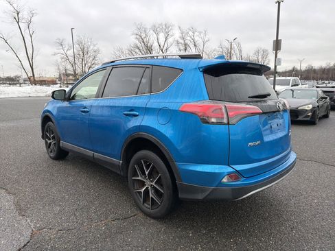 Used 2018 Toyota RAV4 SE w/ Power Extra Value Package image 3