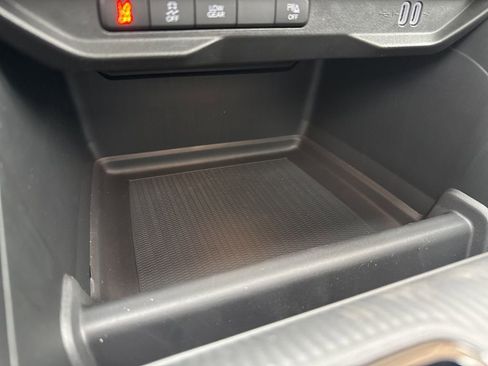 New 2026 Jeep Cherokee Limited AWD/4WD image 16