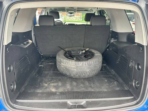 Used 2017 Chevrolet Tahoe 4WD w/ Remote Keyless Entry Package image 24