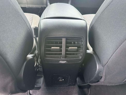 Used 2020 Ford Escape SE AWD/4WD image 12