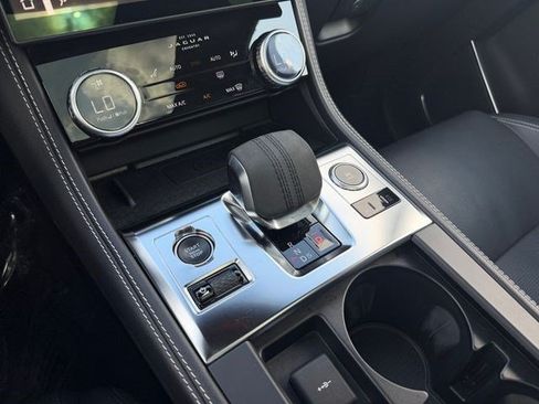 Used 2024 Jaguar F-PACE R-Dynamic S AWD/4WD image 24