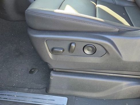 New 2026 GMC Sierra 1500 SLT w/ SLT Premium Package image 11