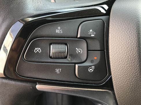 Certified 2023 Buick Enclave Essence w/ Experience Buick Package AWD/4WD image 33