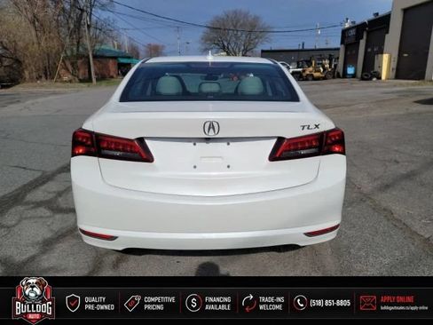 Used 2017 Acura TLX w/ Technology Package FWD image 7