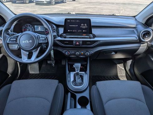Used 2024 Kia Forte LXS FWD image 2