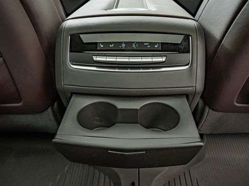 Used 2024 Cadillac Escalade Sport Platinum w/ Heavy-Duty Trailer Package AWD/4WD image 43