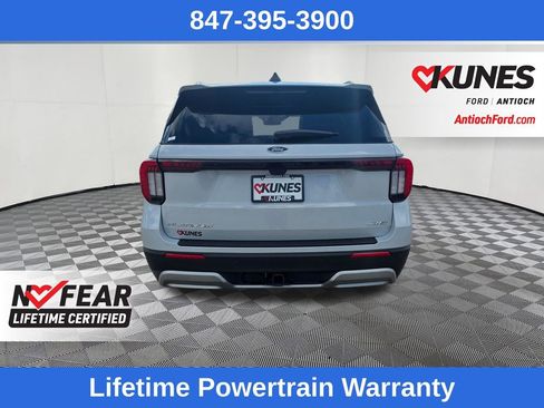 Used 2025 Ford Explorer Platinum w/ LUX Leather Package AWD/4WD image 6