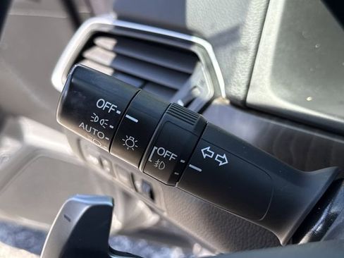 Used 2018 Honda Accord Touring image 34