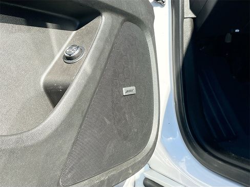 Used 2023 Chevrolet Traverse High Country image 19