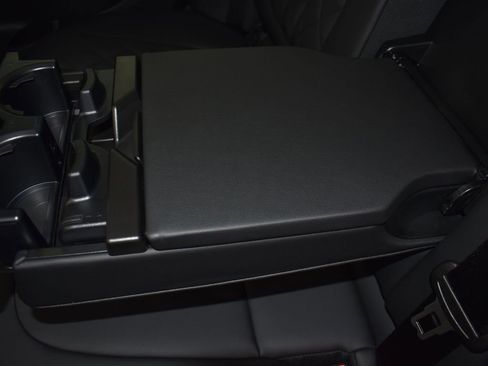 Certified 2026 BMW X5 xDrive50e w/ M Sport Package AWD/4WD image 17