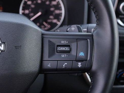 Used 2025 Nissan Rogue SV image 13