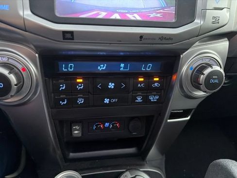 Used 2015 Toyota 4Runner Limited AWD/4WD image 15