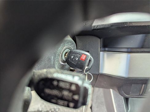 Used 2021 Toyota Tacoma SR image 18