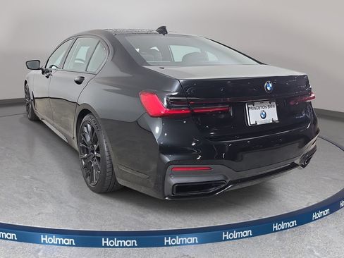 Used 2022 BMW 750i xDrive w/ Executive Package AWD/4WD image 8