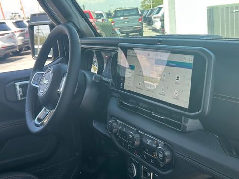 New 2025 Jeep Wrangler Sahara image 21