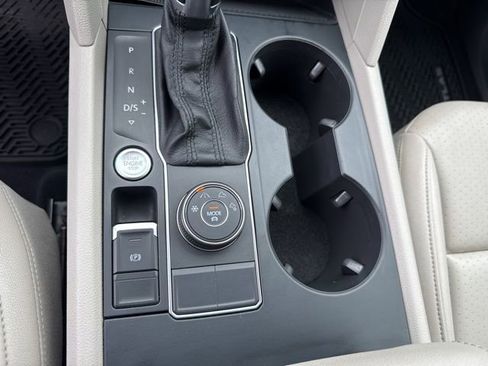 Used 2018 Volkswagen Atlas SE AWD/4WD image 33