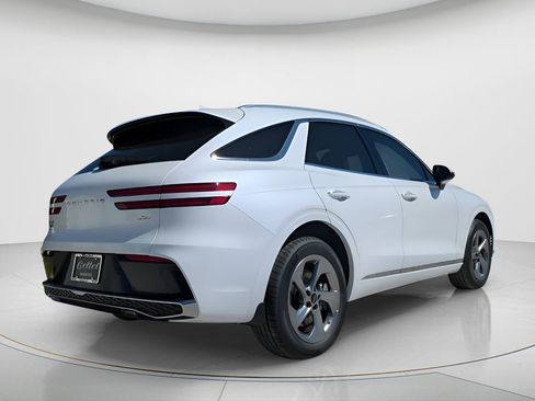 Used 2026 Genesis GV70 2.5T Select AWD/4WD image 5