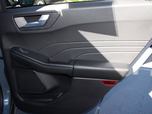 Certified 2023 Ford Escape Platinum FWD image 26