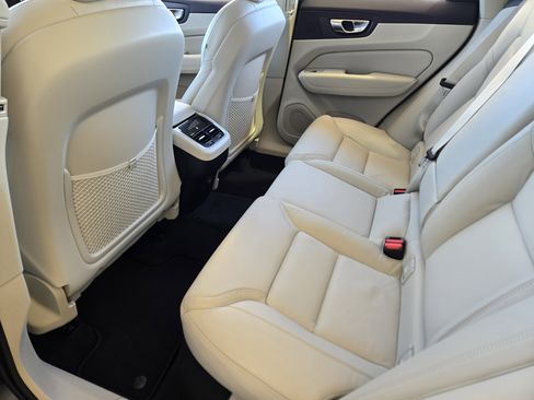 New 2026 Volvo XC60 B5 Ultra w/ Protection Package Premier image 31