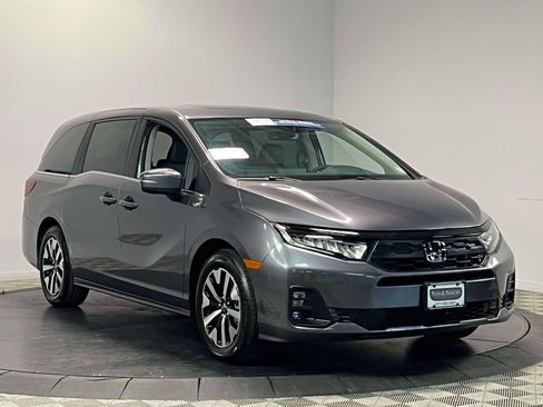 Used 2026 Honda Odyssey EX-L image 1