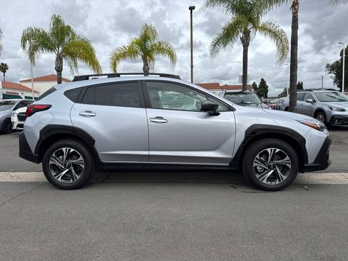 Certified 2025 Subaru Crosstrek 2.0i Premium w/ Crosstrek Mirror Package image 5
