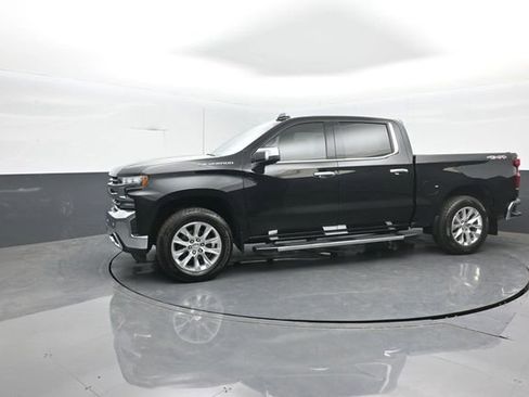 Used 2021 Chevrolet Silverado 1500 LTZ w/ Technology Package AWD/4WD image 4