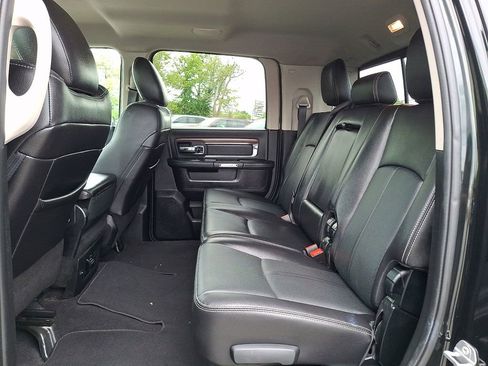 Used 2018 RAM 2500 Laramie AWD/4WD image 13