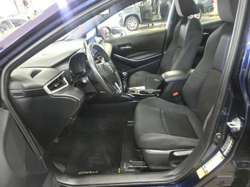 Used 2021 Toyota Corolla SE w/ Carpet Mat Package (TMS) FWD image 2