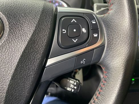 Used 2017 Toyota Camry SE image 15