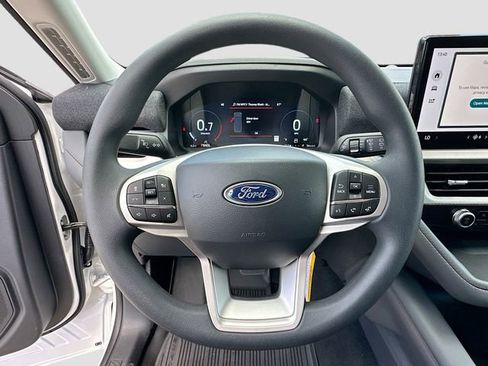 New 2026 Ford Explorer Active RWD image 7