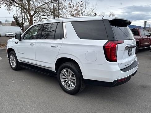 Used 2023 GMC Yukon SLT image 4