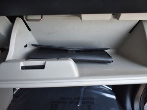 Used 2012 Dodge Grand Caravan American Value Package FWD image 36