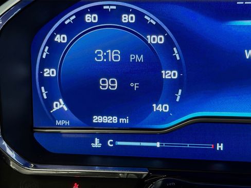 Used 2025 Chevrolet Silverado 1500 High Country w/ High Country Premium Package AWD/4WD image 8