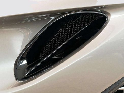 Used 2025 Lotus Emira RWD image 37