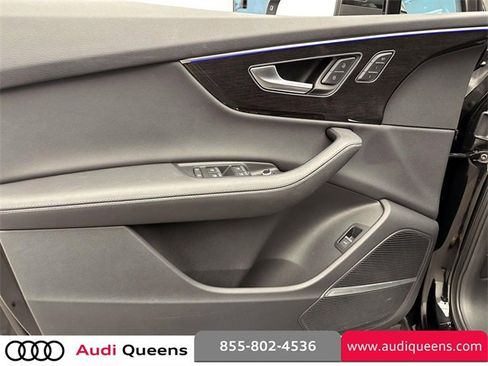 Used 2023 Audi Q7 3.0T Premium Plus w/ Premium Plus Package image 17
