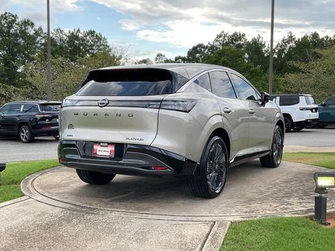 Used 2025 Nissan Murano Platinum AWD/4WD image 7