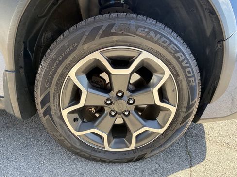 Used 2013 Subaru Crosstrek 2.0i Premium AWD/4WD image 18