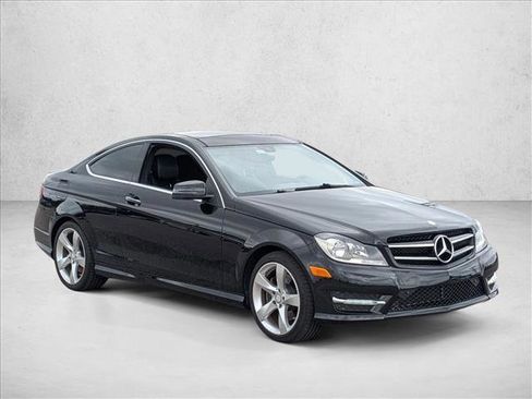 Used 2014 Mercedes-Benz C 350 Coupe image 3
