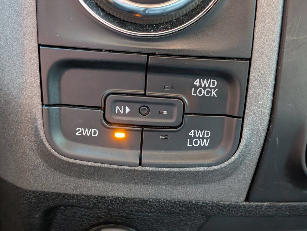 Used 2020 RAM 1500 Tradesman AWD/4WD image 19