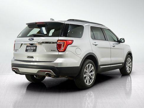 Used 2017 Ford Explorer Limited AWD/4WD image 5