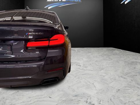 Used 2022 BMW M550i xDrive w/ Executive Package AWD/4WD image 10
